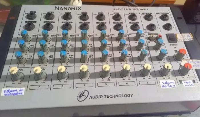 Mesa de som Nanomix semi nova