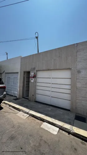 Casa para Locação em Juazeiro do Norte, SANTA TEREZA, 2 dormitórios, 1 banheiro, 1 vaga
