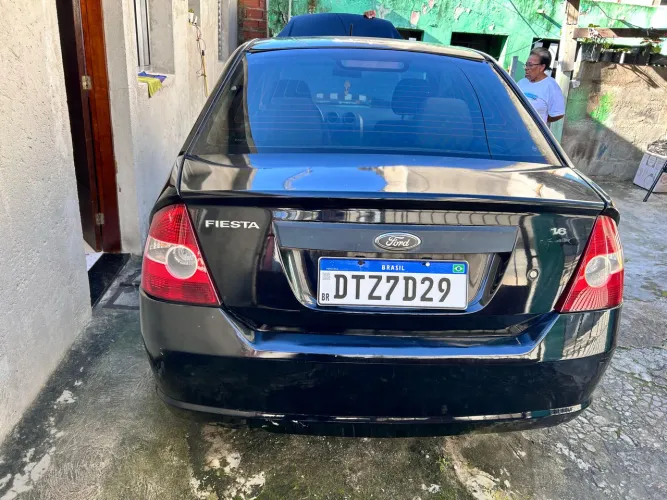 Ford Fiesta Sed. 1.6 8V Flex 4P 2007