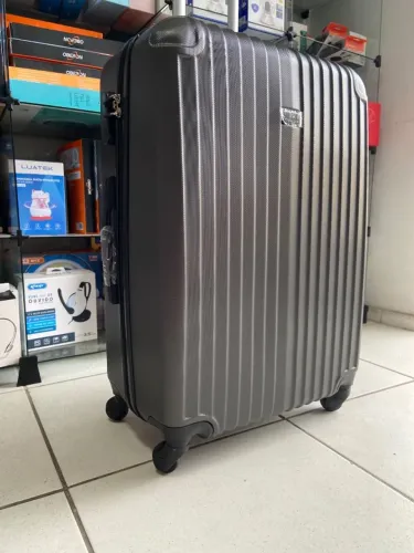 Mala de Viagem 23KG - RX Collection Rodinhas 360° + Cadeado com Senha preta
