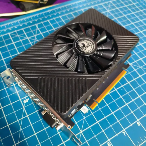 Placa de vídeo GTX 550 TI 2gb Gddr5