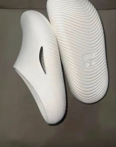 Crocs original nunca usada Tamanho 37/38