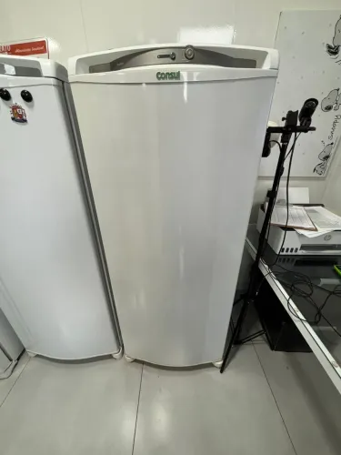 Freezer vertical cônsul 
