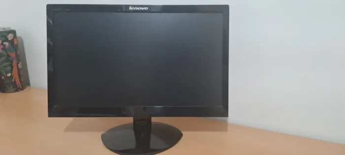 Monitor Lenovo LS1921WA LED 18.5"