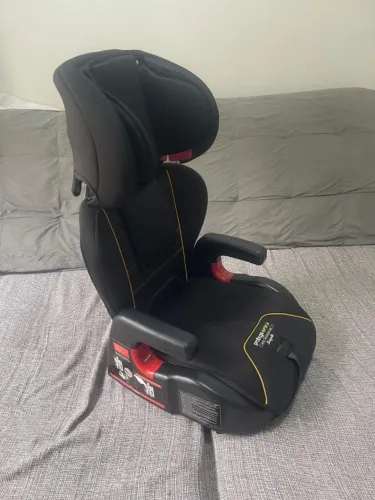 Cadeira para Auto Protege Fix Preta 15 a 36kg Burigotto