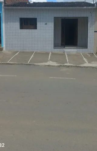 Casa em Queimadas PB Centro da cidade ao lado da,Igreja católica.