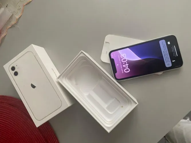 IPHONE 11 64gb