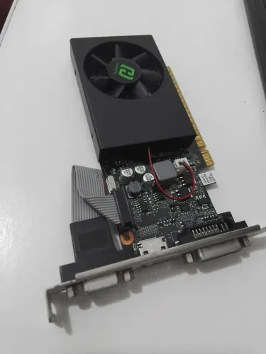 Placa de Vídeo NVIDIA GeForce GT 705 ? 2GB DDR3