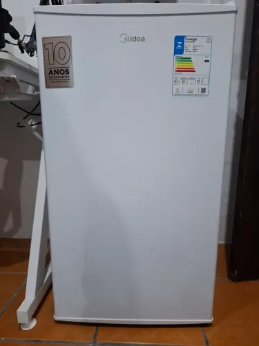 Frigobar midea