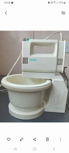 Batedeira anos 80 em ótimo estado. Ler descrição.