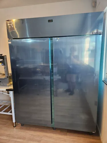 câmara refrigerada inox para carnes 1900 litros - a pronta entrega