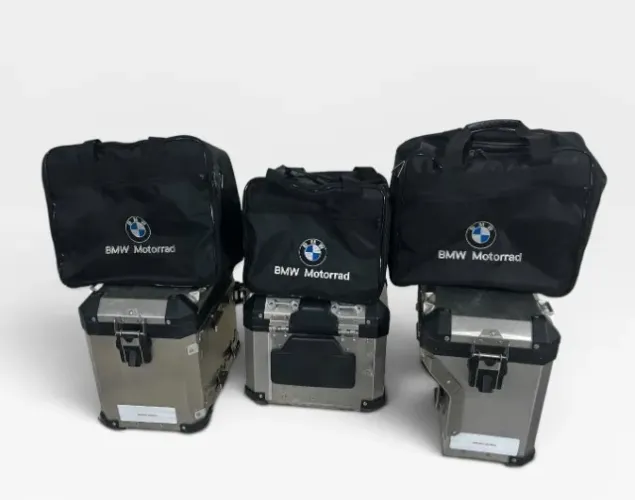 Kit baús alumínio originais BMW GS/GSA 1250 laterais + top case + malas internas + sup.
