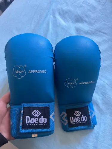 Luva de karatê Daedo