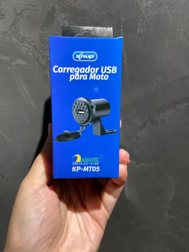 Carregador USB para moto