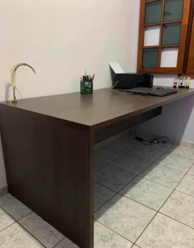 Mesa + cadeira de escritório