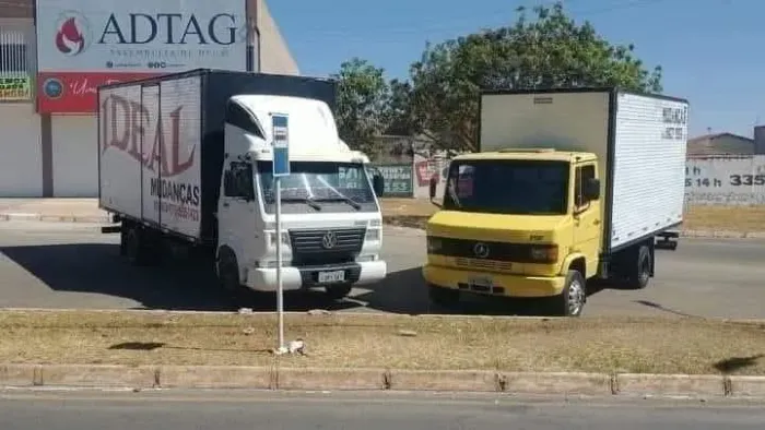 FAZEMOS MUDANÇAS , FRETES e TRANSPORTES em geral em todo DF e interestaduais preço justo 