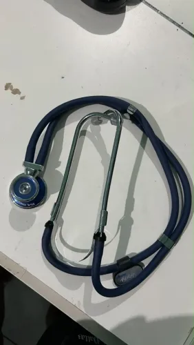 Vende-se estetoscópio