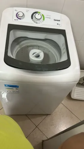Máquina de lavar com defeito