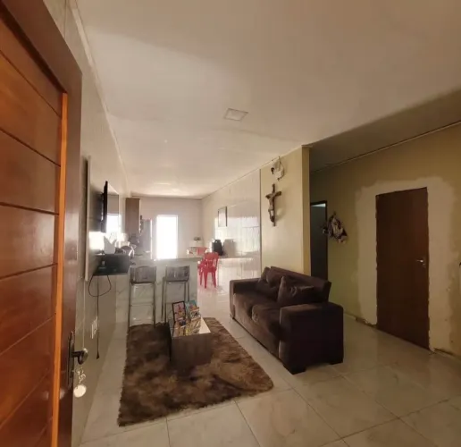 Vende-se casa no Guamá kf