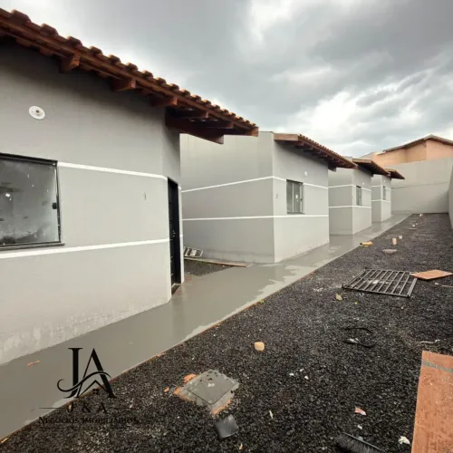 Casas em condomínio com 2 quartos no Jardim Columbia