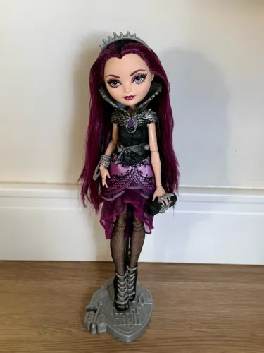 Raven Queen 
