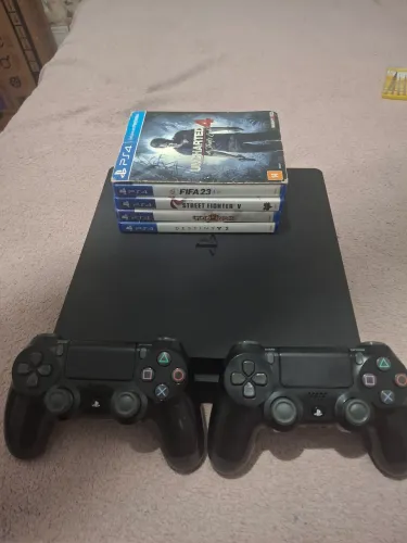 PS4 Slim