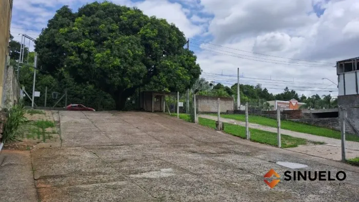 Terreno com casa