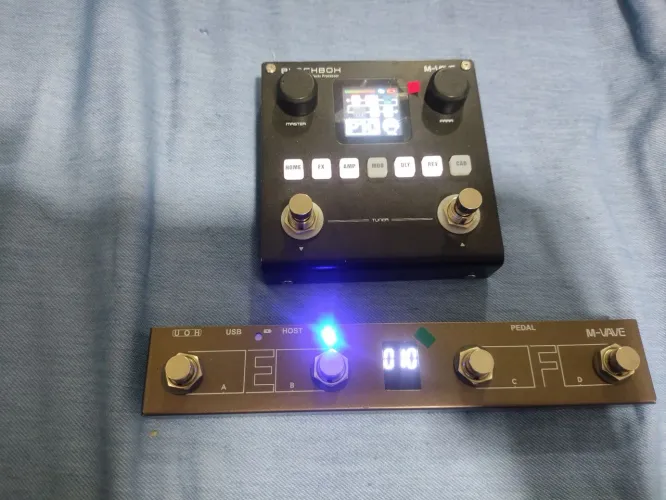 Pedaleira de guitarra blach box