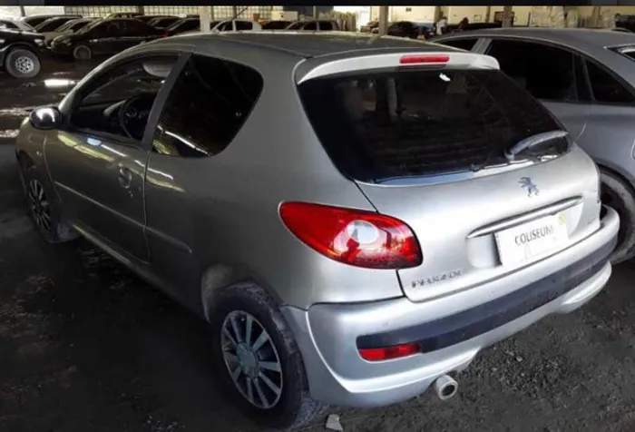 Peças Peugeot 207 1.4 sucata