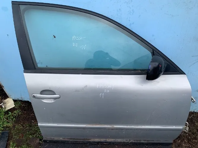 Porta - Volkswagen Passat Dianteira Direita Nº11
