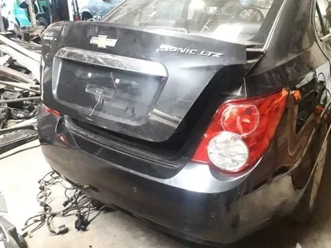Traseira Baixa Chevrolet Sonic 1.6 16v 2013