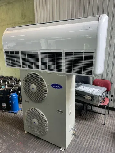 Elgin Piso Teto 80k 220v trifásico 