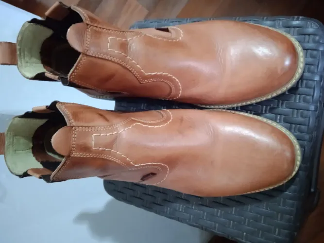 Bota masculina em couro,  cano curto, Zebu original, tamanho 44