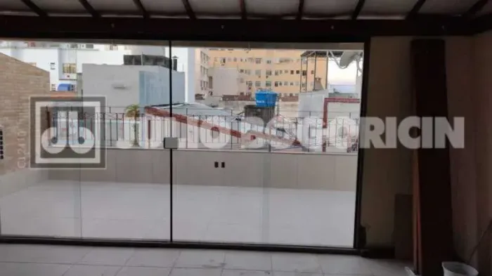 Casa em Condomínio - Duplex / Residencial / Méier