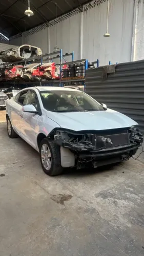Peças de Fluence 2.0 2014