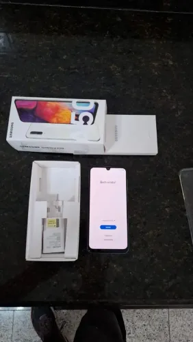 Samsung A50 