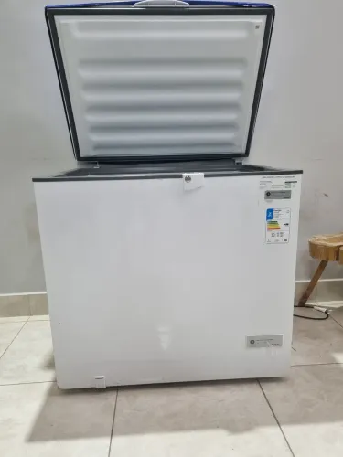 Freezer Midea 198  Litros