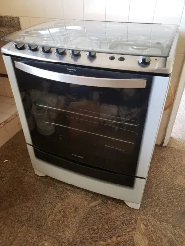 Vendo Fogão Electrolux Branco 5 Bocas