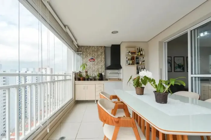 Apartamento com 102 metros 2 vagas a venda em Tatuapé/SP