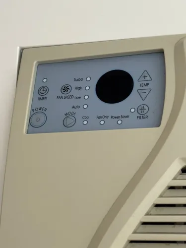 Ar-Condicionado de janela GREE G17 12-LD 7.000 BTU