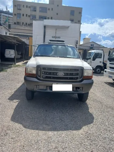 F4000 baú 2006/2006