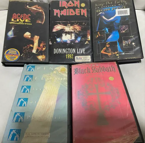 Fitas VHS Clássicos Rock valor universitário