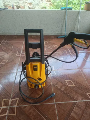 Máquina lava jato ( Não funciona)