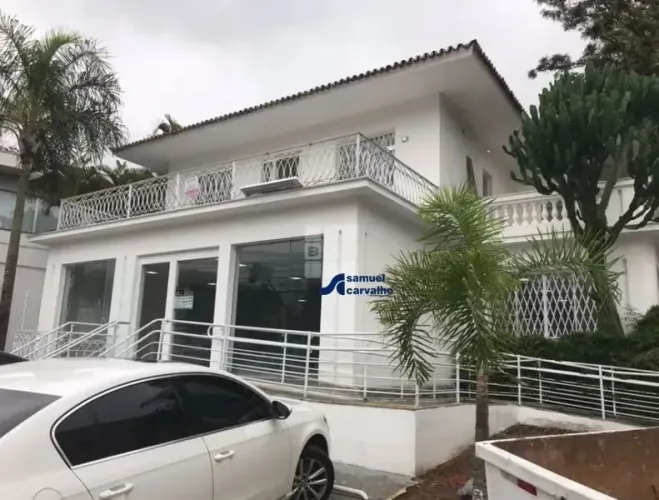 Ponto Comercial para Alugar, 556 m² por R$ 52.000/Mês Vão Livre, 02 pavimentos, Acessib