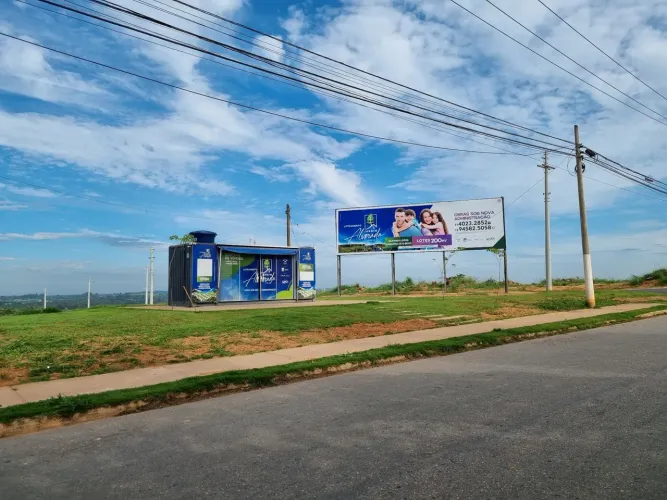 TERRENO 879 MTS, COM ESCRITURA, SEM DÍVIDAS E PRONTO PRA CONSTRUIR
