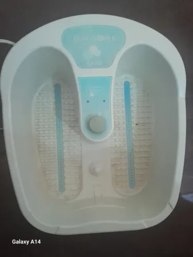 Banheira de pés relaxante - Relaxa e Cuida dos Pés