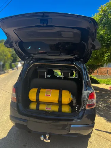 VENDO SPIN LTZ  MEC. ANO 2015  MODELO 2016 .ÚNICO DONO 