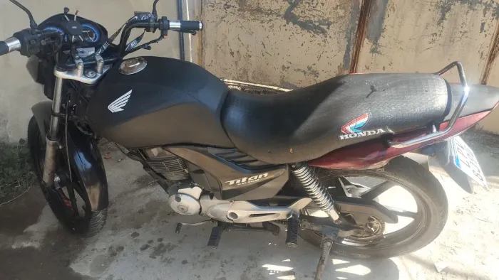 Troco por 250 de preferência cbx 