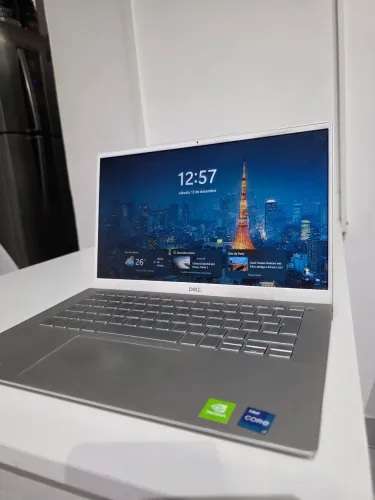 Dell Inspiron 14 i7 11ª Gen / 16GB RAM / 512GB SSD NVMe / GeForce MX330