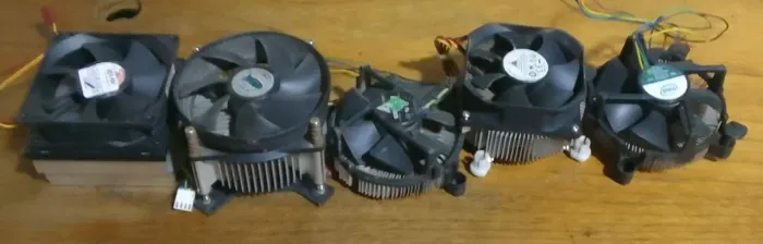 Lote de 27 Coolers de CPU - Diversos Modelos